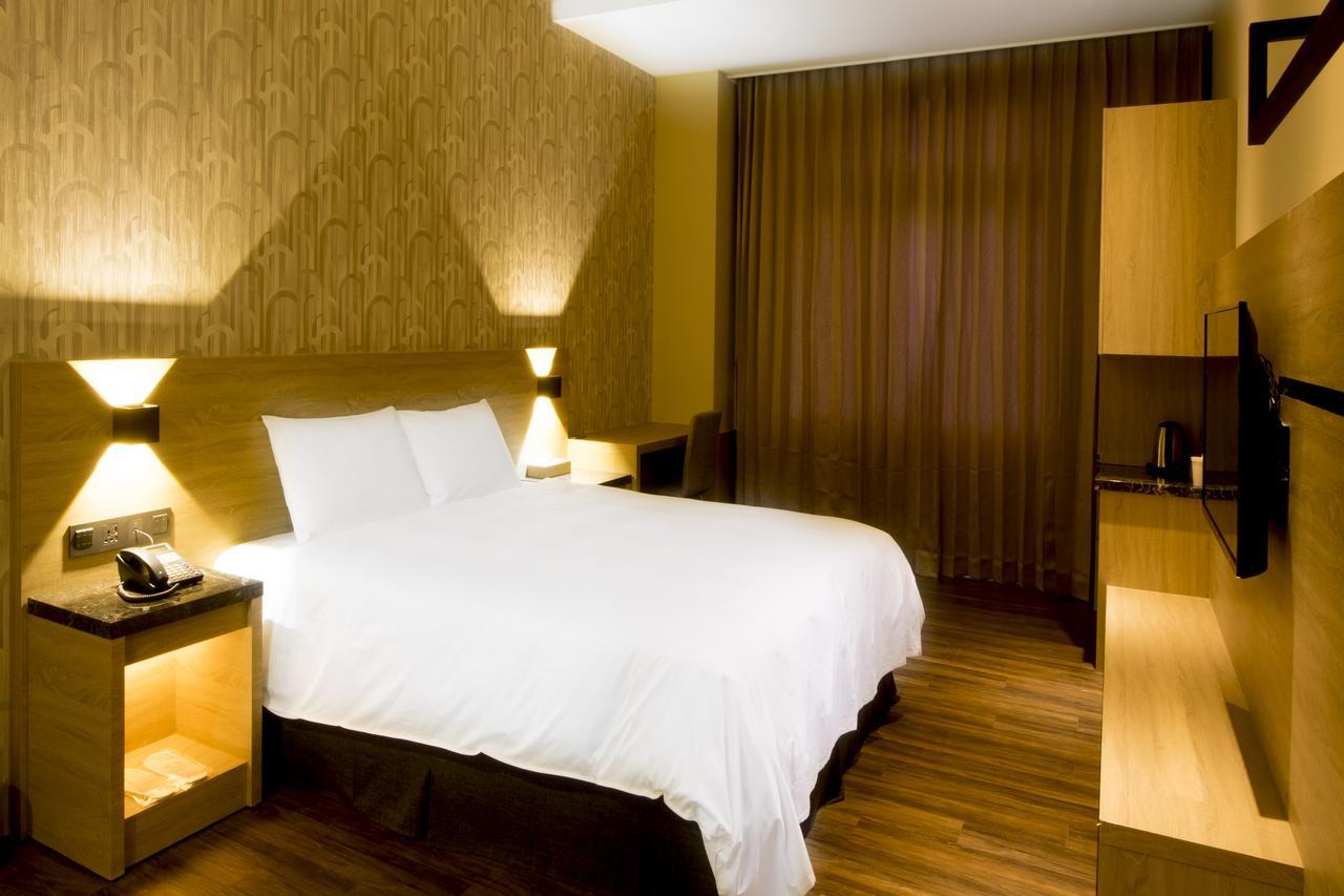 Yu Chun Hotel Taizhong Zewnętrze zdjęcie